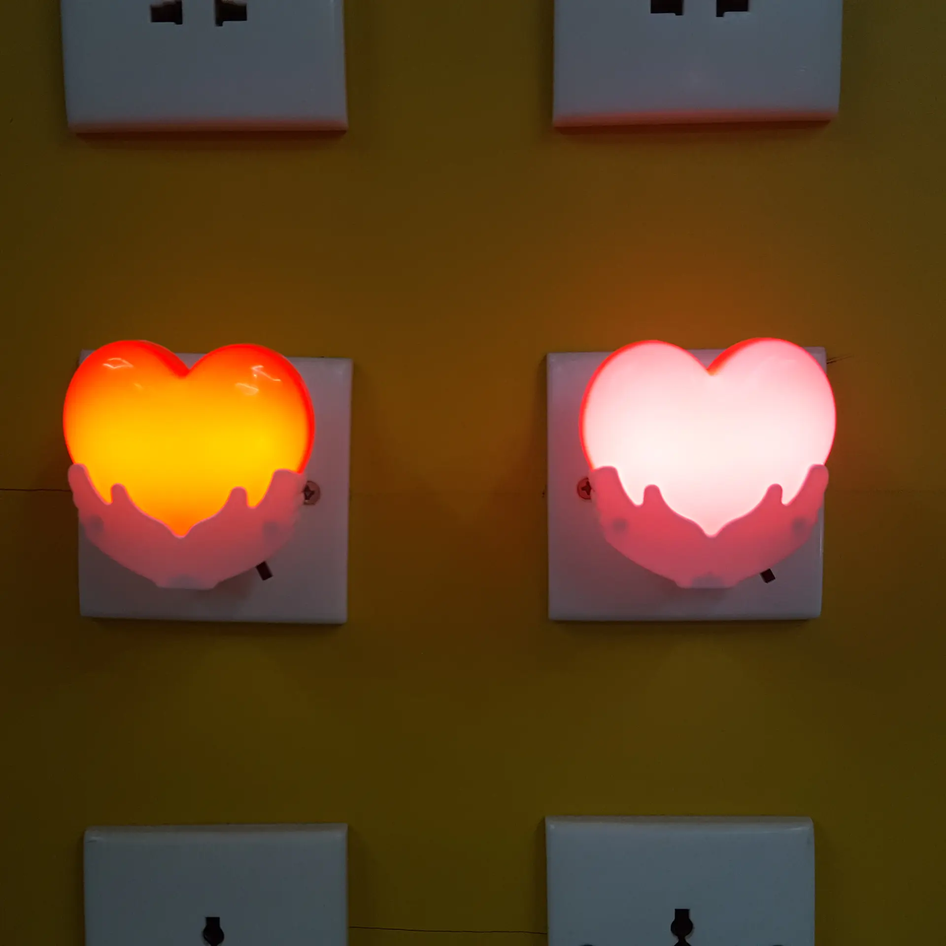 W120 Heart in hand switch plug in led night light For Baby BedroomValentine's day gift