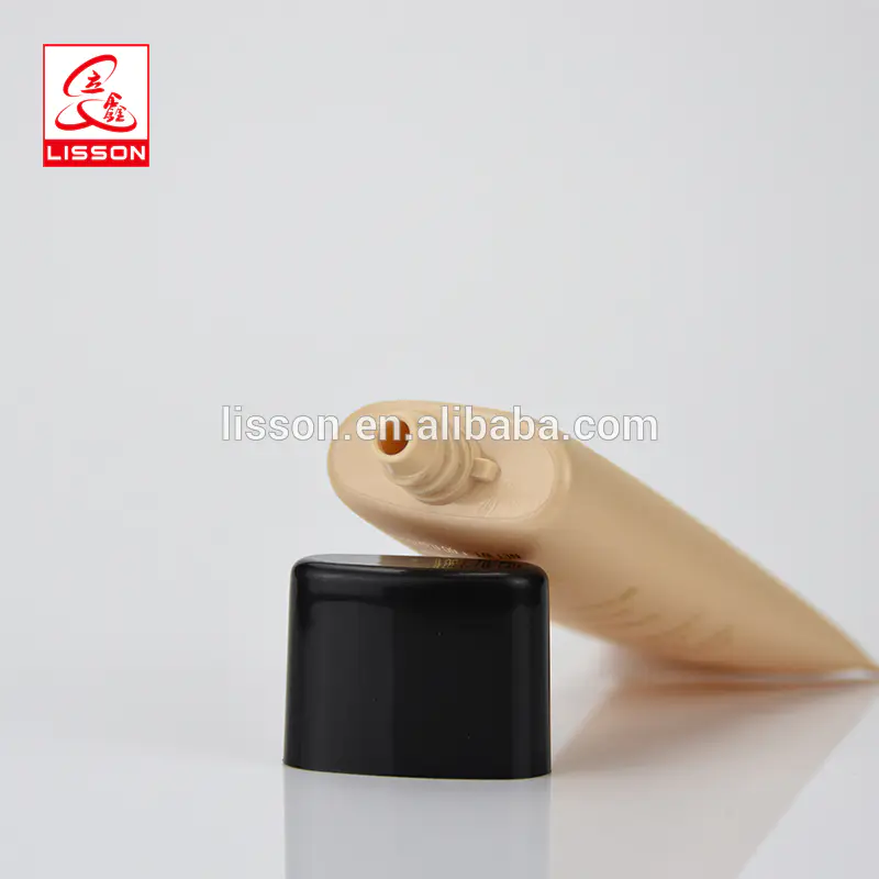 Cosmetic Plastic Soft Oval CC Cream Container With Metallized Oval Cap