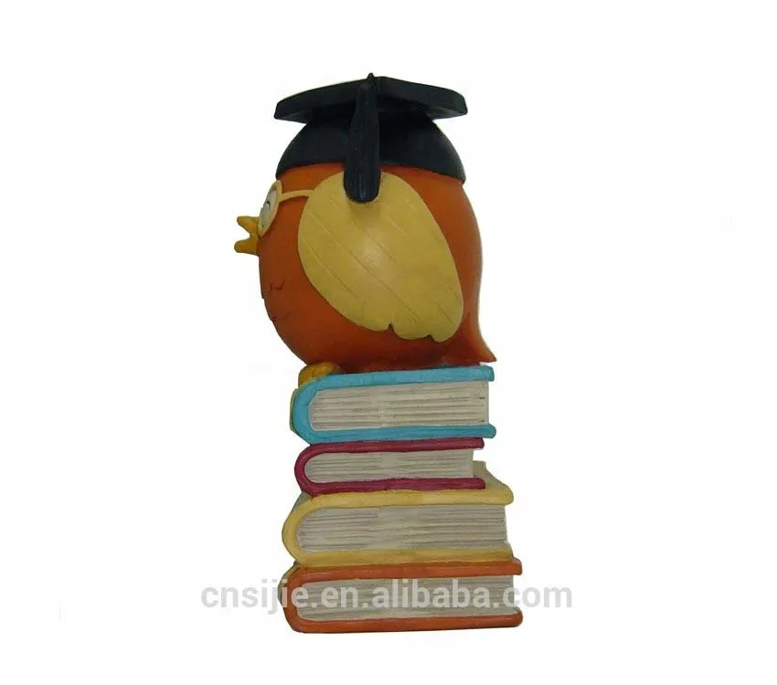 Graduation season graduation souvenir 3d resin figurines bachelor cap with book
