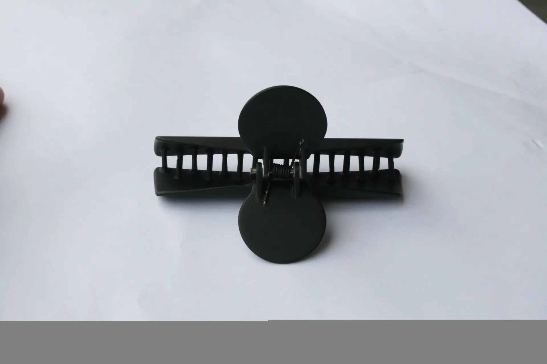 Black hair accessories butterfly clip geometric girl hairpin hollow clip