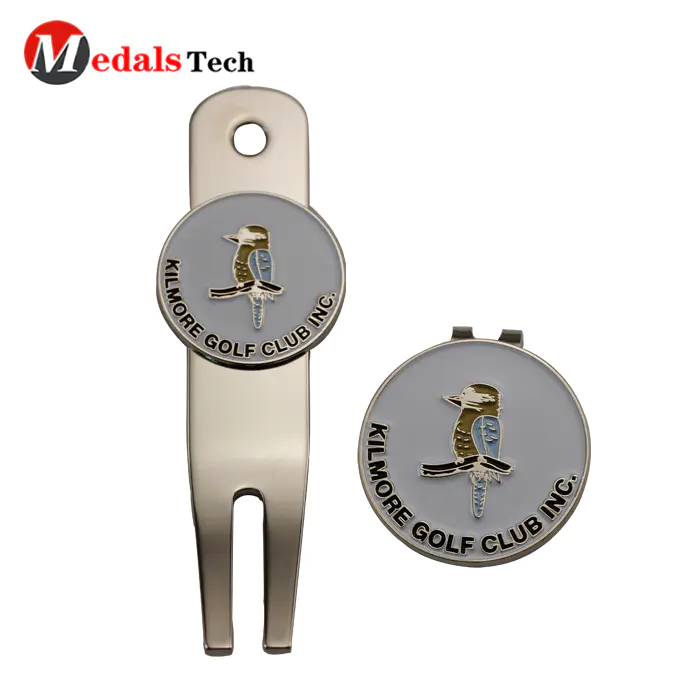 Guangdong medal supplier wholesale bulk golf divot repair tool /pitchfork with personalized logo