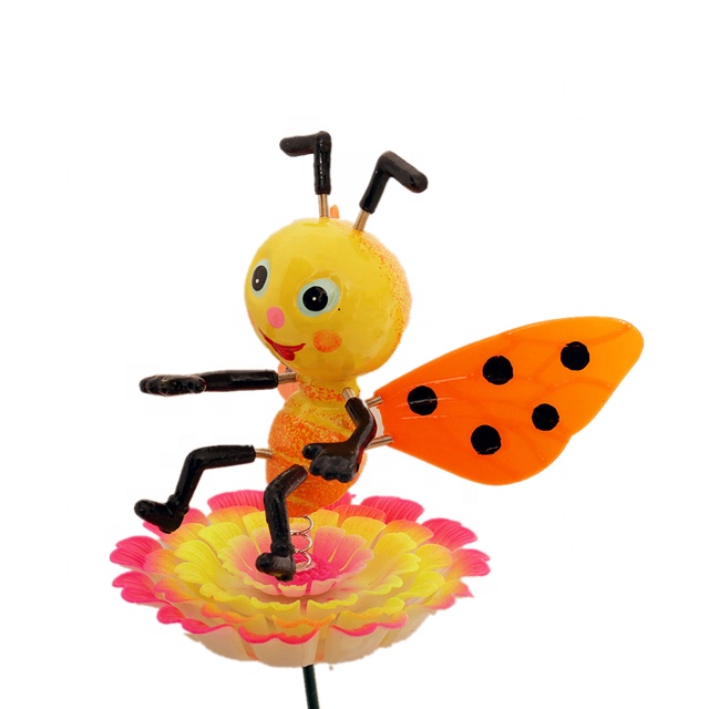 Osgoodway Hot Sale Wholesale Lifelike Bee funny miniature garden ornament outdoor for yard decor