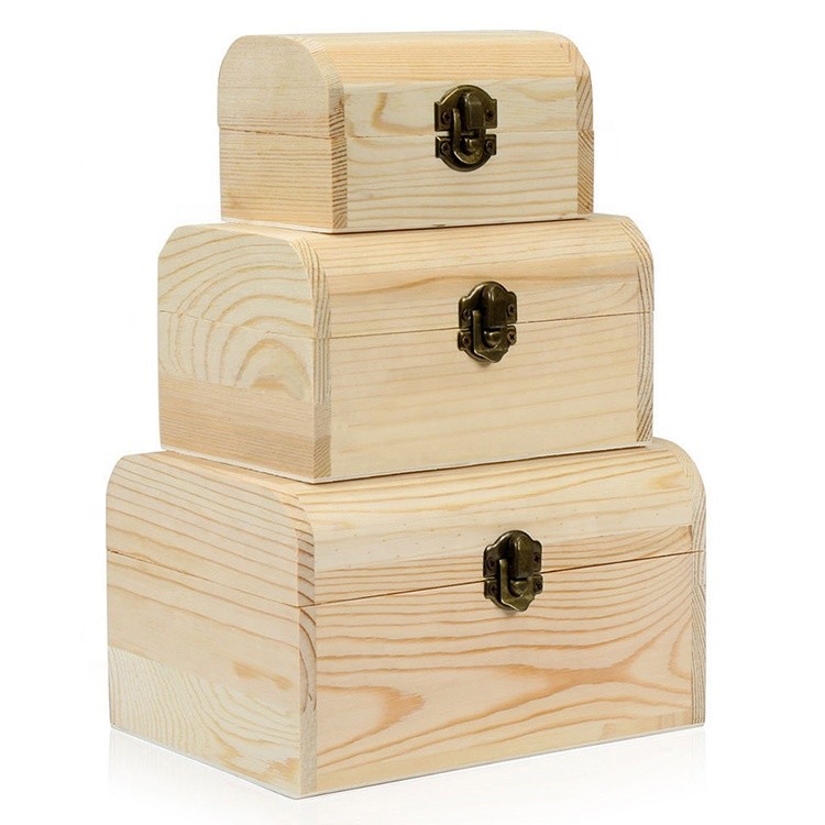 Custom pine bamboo packaging gift wood box with lock,wooden box with a decorative clasp and hinged lid