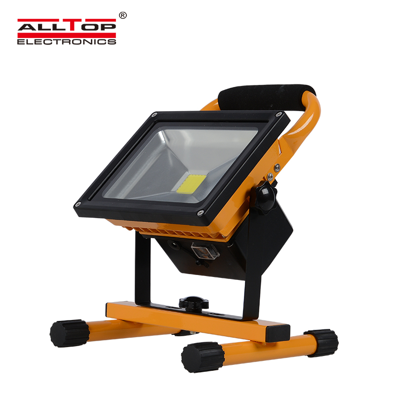 High performance portable rohs ip65 waterproof 10w 20w 30w 50w rechargeable solar led floodlight