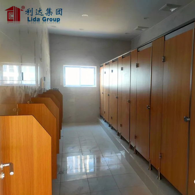 Nice looking easy transported 20ft flat packed container house double floor dormitory