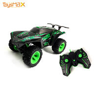 New arrival high quality 2.4G four-way remote control RC climbing car with light and spray