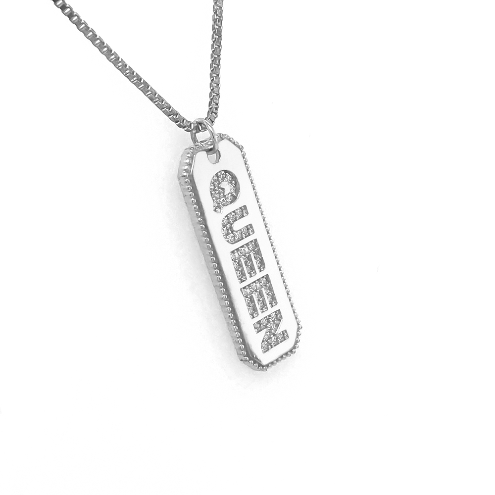 New Fashion Cz Filled Queen Design Nameplate 925 Silver Alphabet Necklace