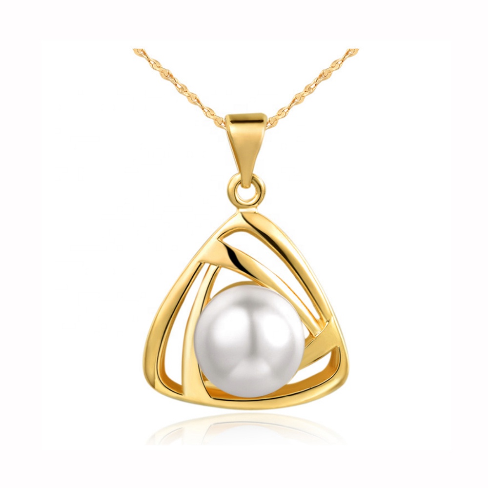 Fashion Charm Freshwater Pearl Triangle Pendant Jewellery