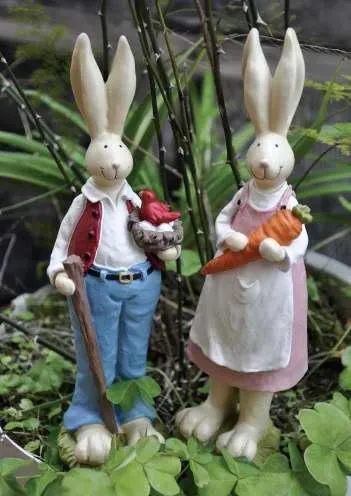 Wholesale Products Easter Decoration Polyresin rabbit statues