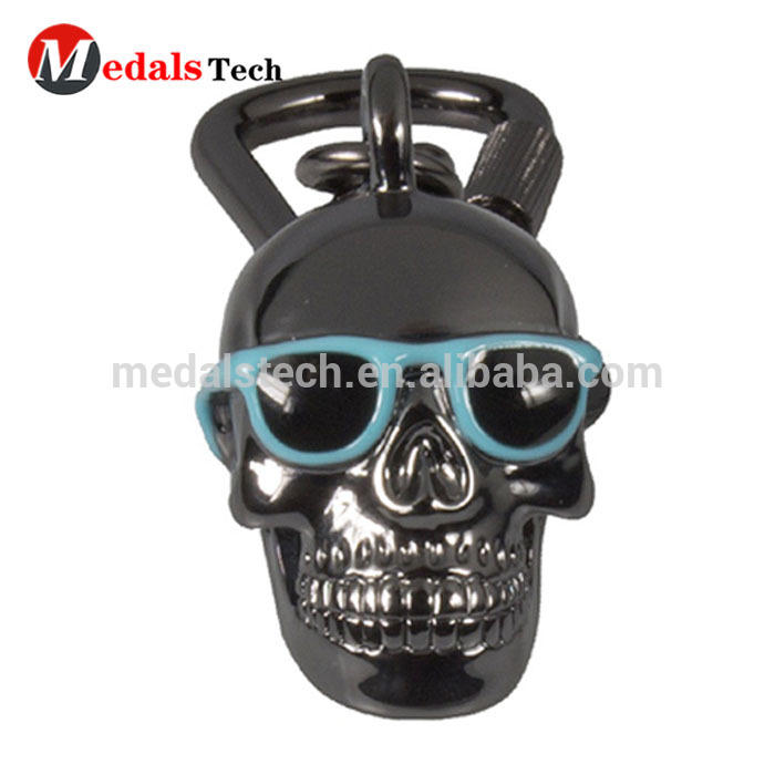 Factory direct custom plated brass skull metal keychain with keyring