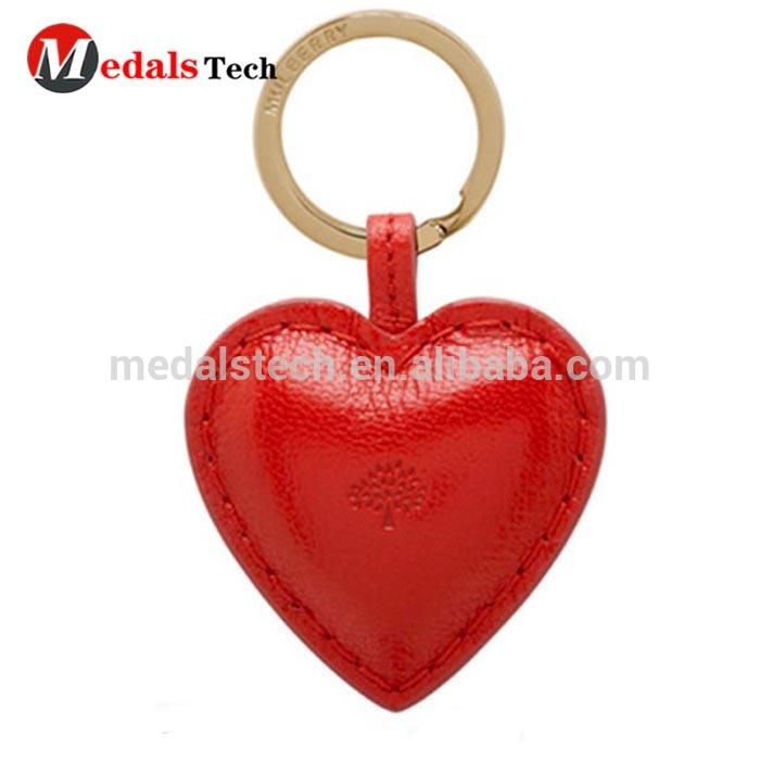 Fashion wholesale custom red heart shape leather keychain with split ring