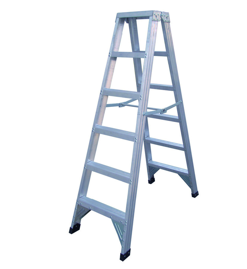 Aluminum tripod orchard ladders with platform