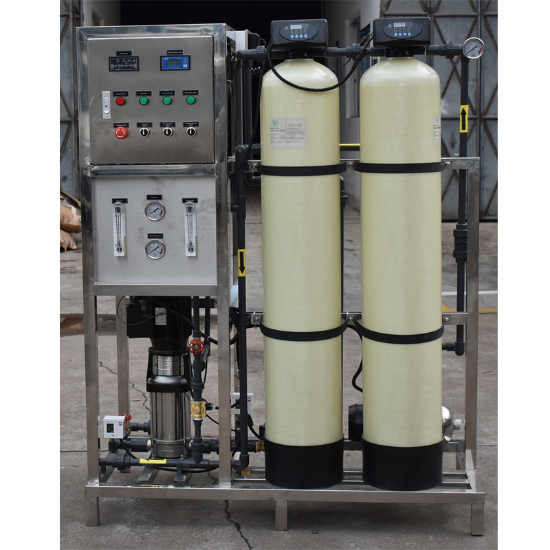 Small capacity 250 LPHreserve osmosis compact ro water treatment for hemodialysis
