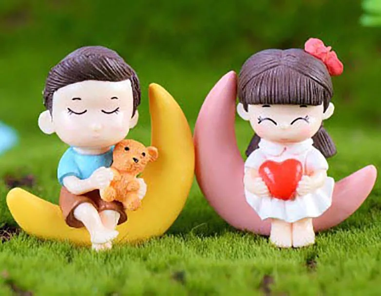Dreamful Childhood Mini Boy and Girl Sitting on Moon Sweet Kids Couple Figurine