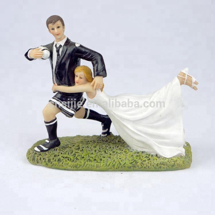 Polyresin Personalized Wedding Cake Toppers Bride and Groom Figurines Wedding decoration wedding car decoration