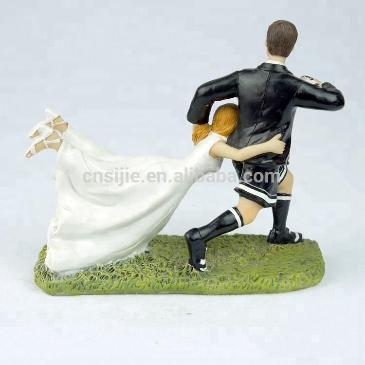Polyresin Personalized Wedding Cake Toppers Bride and Groom Figurines Wedding decoration wedding car decoration