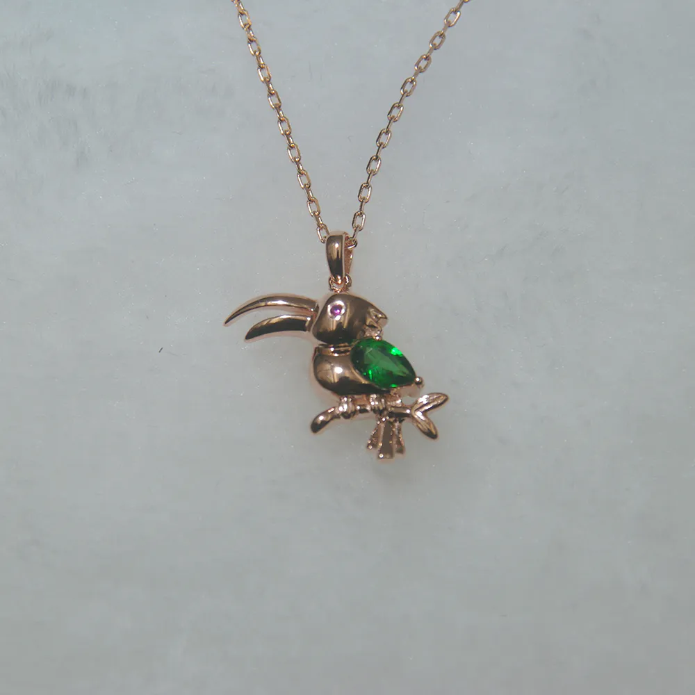 Woodpecker Design Rose Gold Jewelry Emerald Pendant Necklace