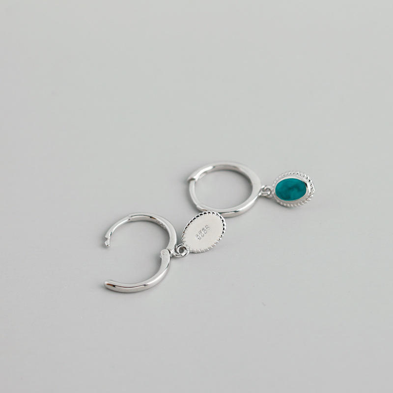 product-Starry Sky Green Enamel S925 Earrings, Gold Plated Jewelry Buckle Earrings Custom-BEYALY-img-3