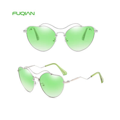 2019 New Arrivals Heart Irregular Curved Color Women Shades Sunglasses