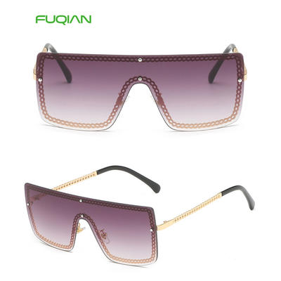 High Quality Photochromic Hollow Out Chain Square Sun Glass One Piece Women Sunglasses2019 Photochromic Square Silicone Ladies One Piece Sunglasses Chain