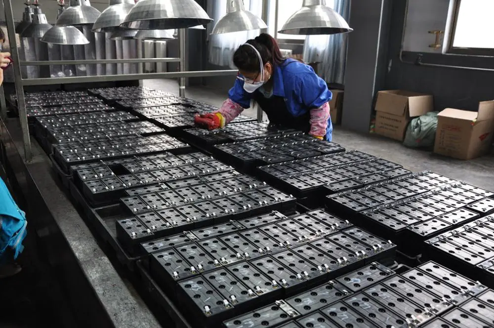 China Factory made solar led street lights with solar12v 100ah battery