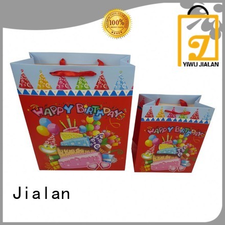 Jialan paper bag company packing birthday gifts