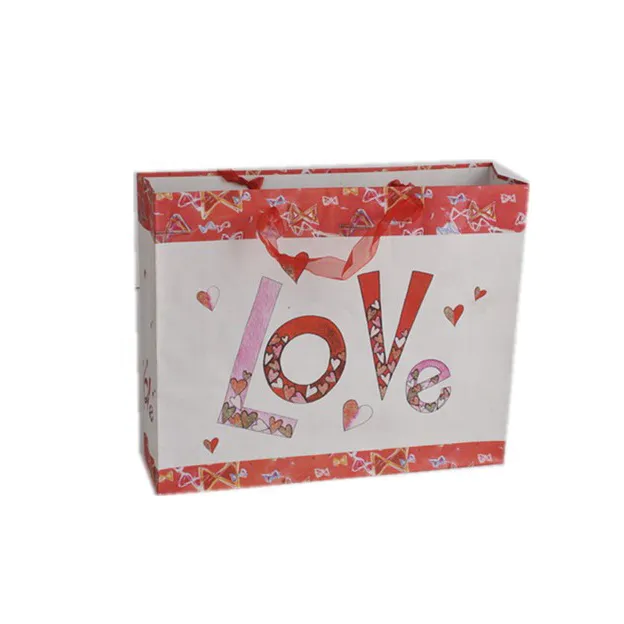 China Manufacturer Red Promotional Eco-friendly Party Lovely Gift Paper Bags With Handles
