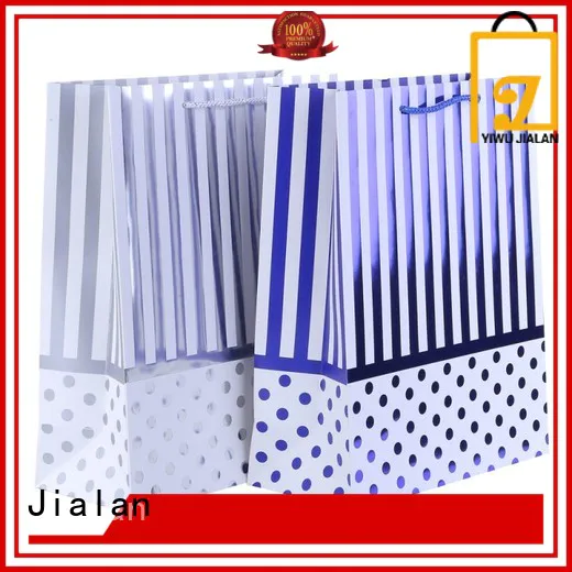 exquisite personalized gift bags widely employed for packing birthday gifts