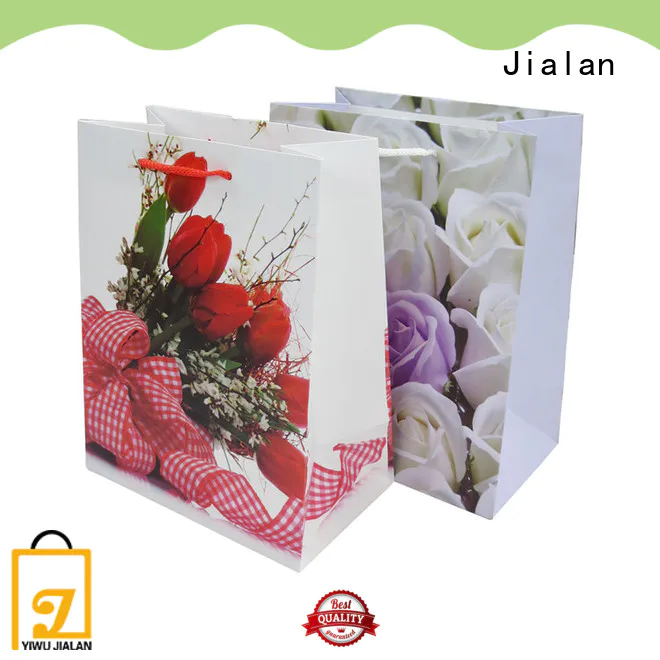 cheap paper bags wholesale company for packing gifts